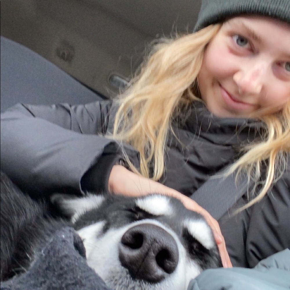 Meet your Posher, Emma